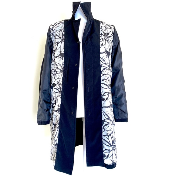 London Fog Towne Collection Black Trench Coat with Floral Lining, Women's Medium - Picture 4 of 8